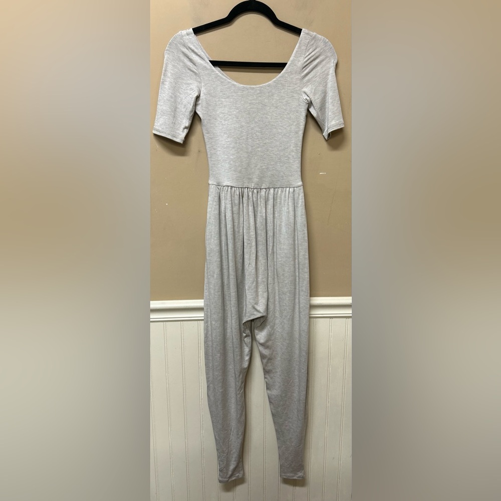 IMBODHI Sleeved Bodhi Jumper Oatmeal Women’s Size XS Jumpsuit Soft